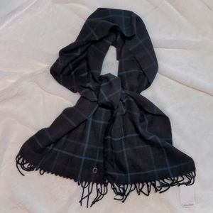 Calvin Klein knit plaid scarf